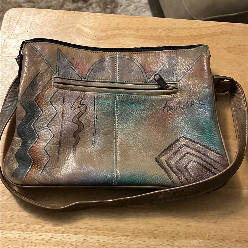 Anuschka Artistic Leather Bag with Earthy Tones - Picture 3 of 4